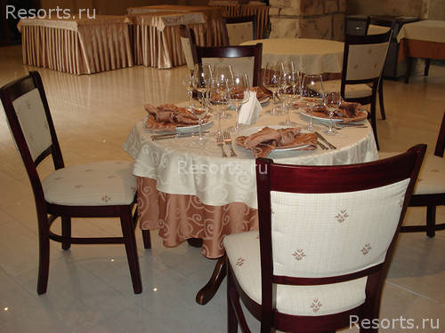Martinez Apartment Complex 27